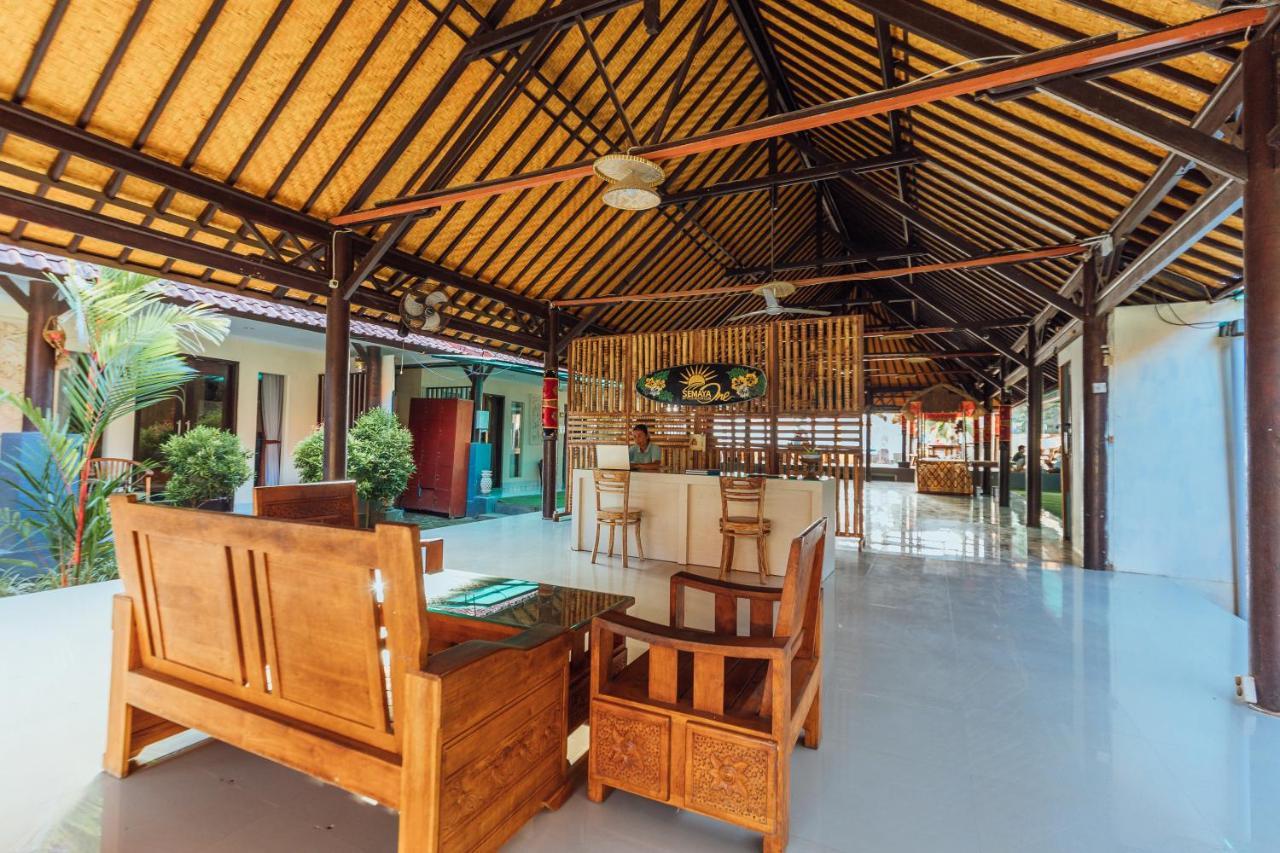 Beachfront Guesthouse Batununggul Esterno foto