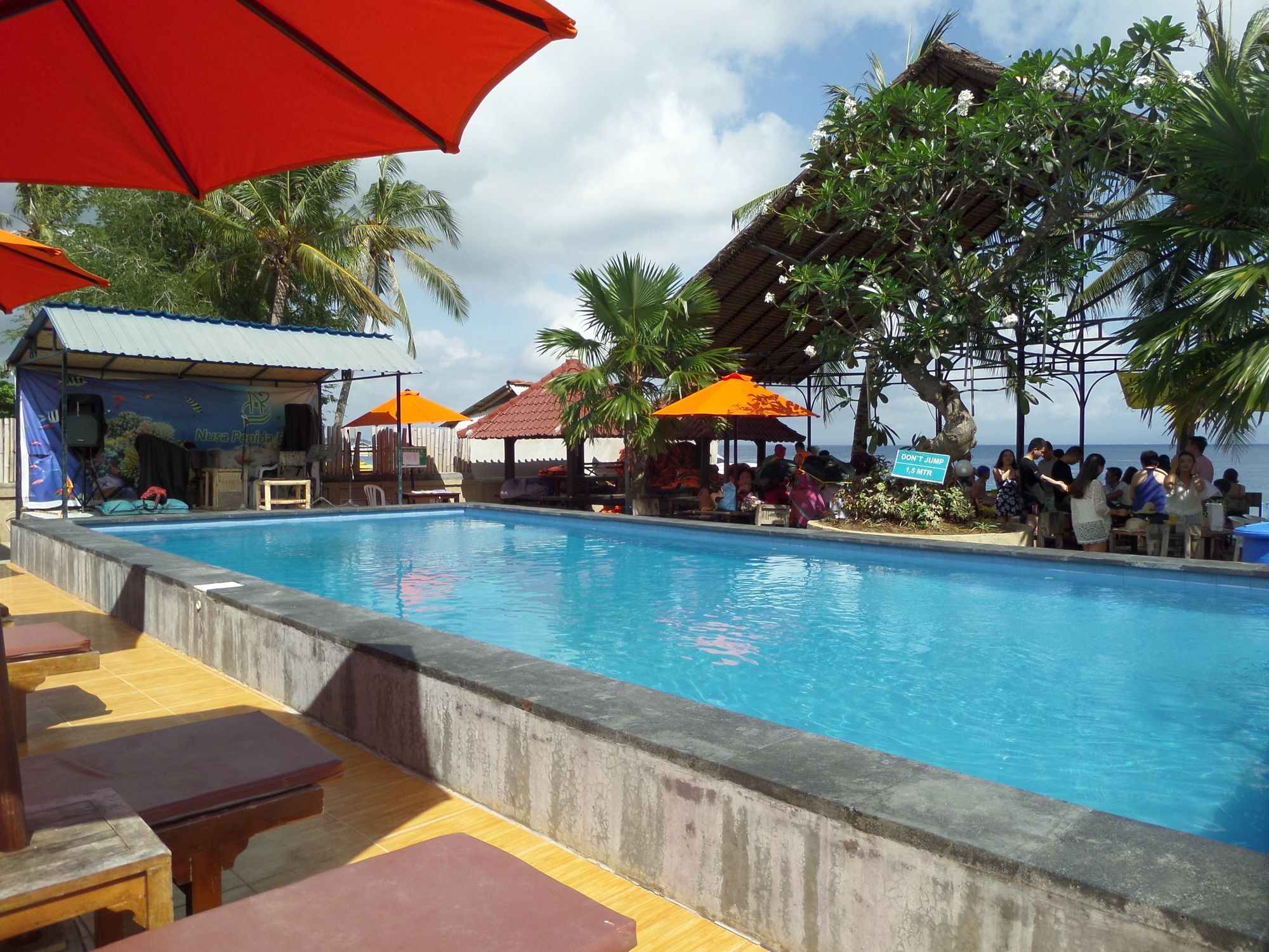 Beachfront Guesthouse Batununggul Esterno foto