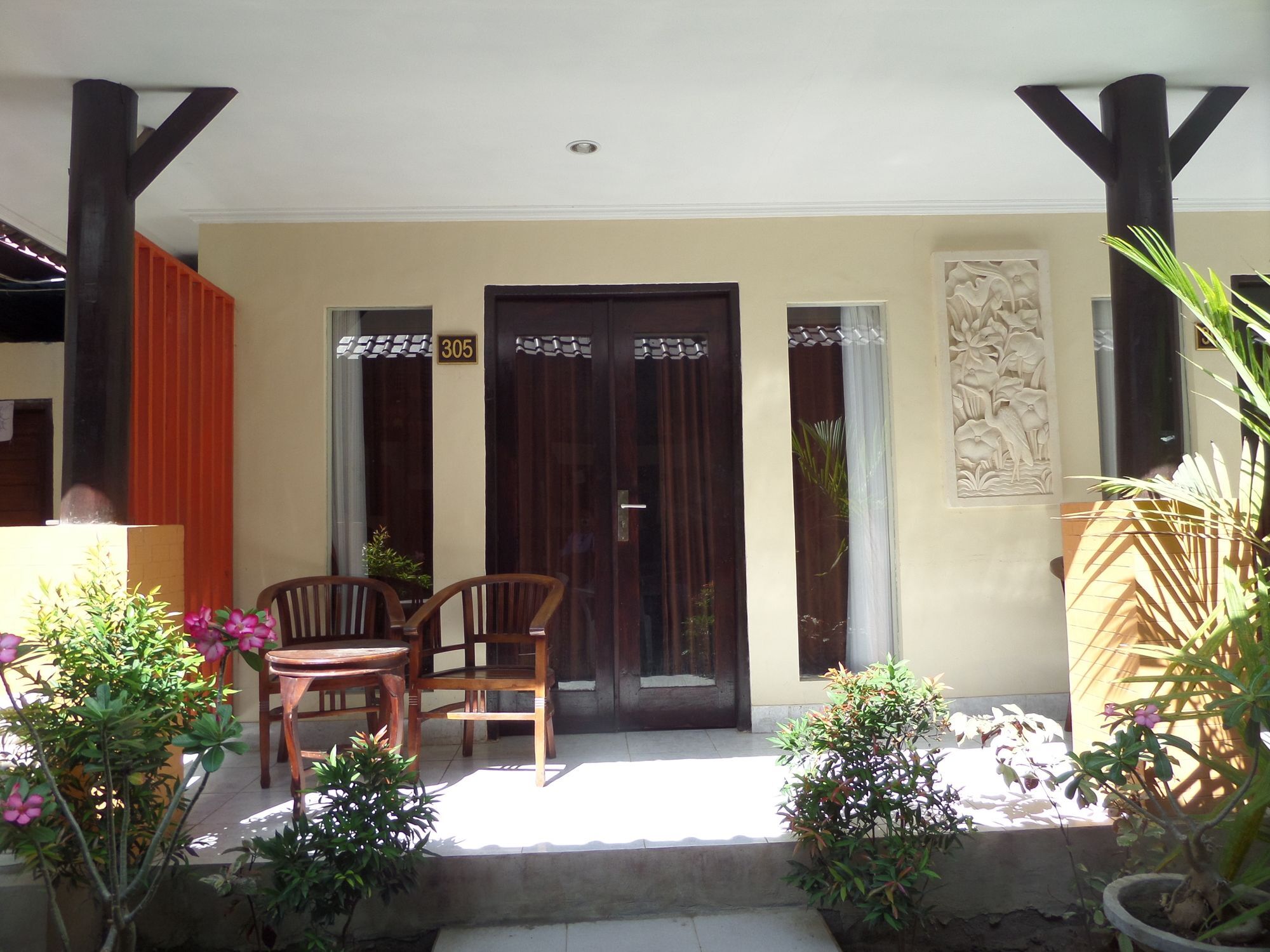 Beachfront Guesthouse Batununggul Esterno foto
